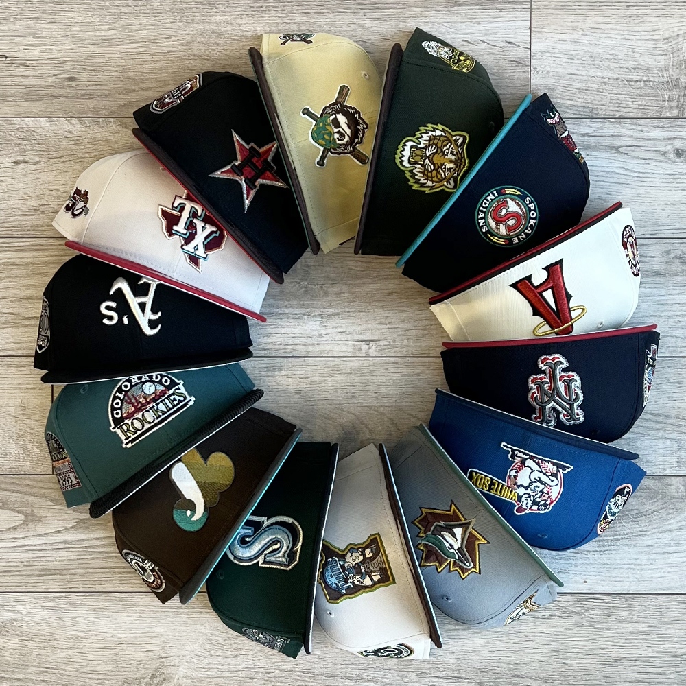 ECAP_CITY's tweet photo. New Fitteds will be releasing online - Thurs 12/29/22 ⏰ 6PM EST

https://t.co/sRGPb1KufA (🔝)

-

#Mrmets #Athletics #BlueJays #Pirates #Rangers #WhiteSox #Astros #Tigers #Twins #Angels #Rockies #Mets #INDIANS #Mariners #Expos #ECAPCITY #59fifty #neweraCap https://t.co/Ju0wDwI7Kj