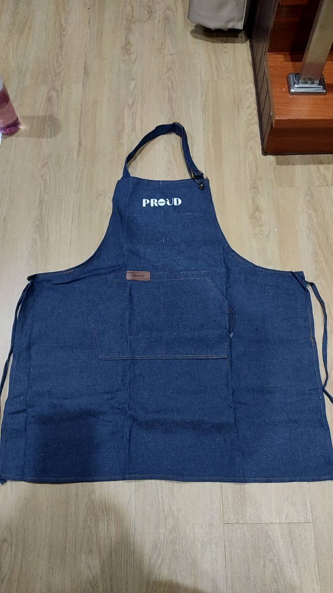 Chasing7thStars's tweet image. รักแอดมิน @PROUDofficials ที่สุด🥲 นี่สั่งมาแล้วไม่ได้แท็กหน้าพี่เจมส์ แอดมินส่งแท็กตามมาให้ใหม่เลย🥲🤍 น่ารักมาก ๆ แถมสั่งไปหลายรอบ แอกมินให้ของขวัญปีใหม่มาด้วย ขอบคุณสำหรับโปสเตอร์และผ้ากันเปื้อนนะค้าบ💖 รักพี่เจมส์ รักน้ำตาลพราว🥺
#jamyjamess #JMJLABEL
#PROUDxJAMYJAMESS