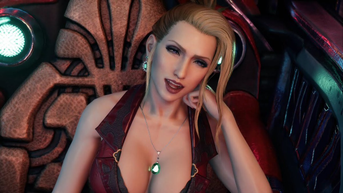 GamerCIoud's tweet photo. Who would win in a twerk contest lathered in oil between these 3? https://t.co/d7hrOisGri
