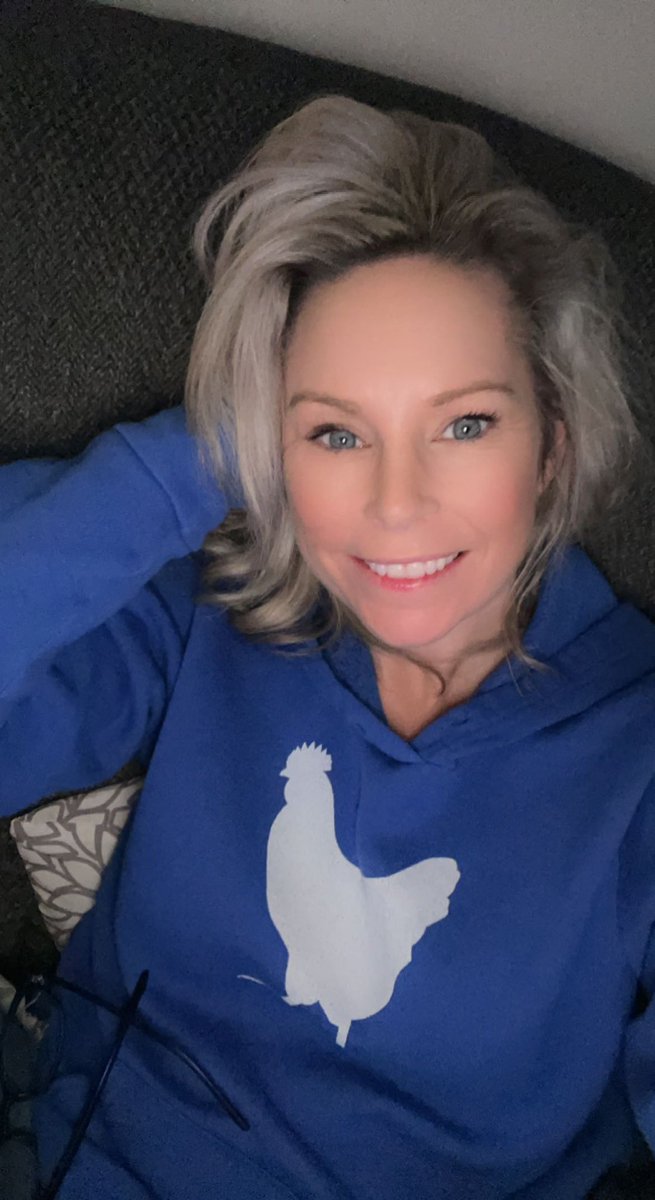 X-Ray Barbie💞; Sarah with an H (Mama Smoke) tweet media