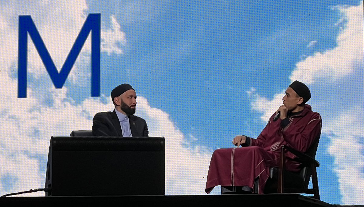 yaqeeninstitute's tweet photo. “There are two types of people. You have victims of circumstance, and you have victors of circumstance… The Prophet ﷺ never made excuses about his [difficult] circumstances.” – Sh. Ibrahim Jaaber

#mascon2022 #confidentmuslim https://t.co/1g3HWVoaf9
