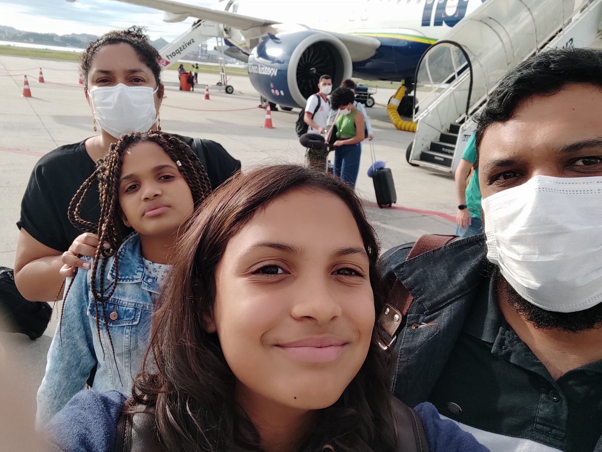 adriano_limabr's tweet photo. DIA 1 - Viagem Recife - Rio ✈️
#PartiuBrasília
#PartiuPosse
#FestivalDoFuturo
#LulaEoBrasilSubindoARampa
@LulaOficial
@JanjaLula https://t.co/zGtSol2fpv