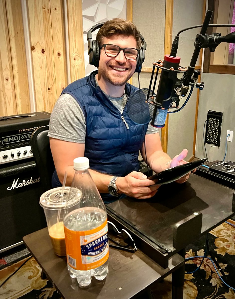BlackstoneAudio's tweet photo. This #mustlisten features narration from the author: #INTOTHEINFERNO by @stuartpalley! Check out the review from @audiofilemagazine + grab your copy!

"Palley's thoughtful narration captures his passion...His emotional engagement adds to the immediacy."

https://t.co/npCZB1D676 https://t.co/HMOjZ9OCmQ