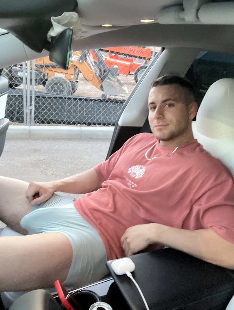 Brooks third leg tweet media