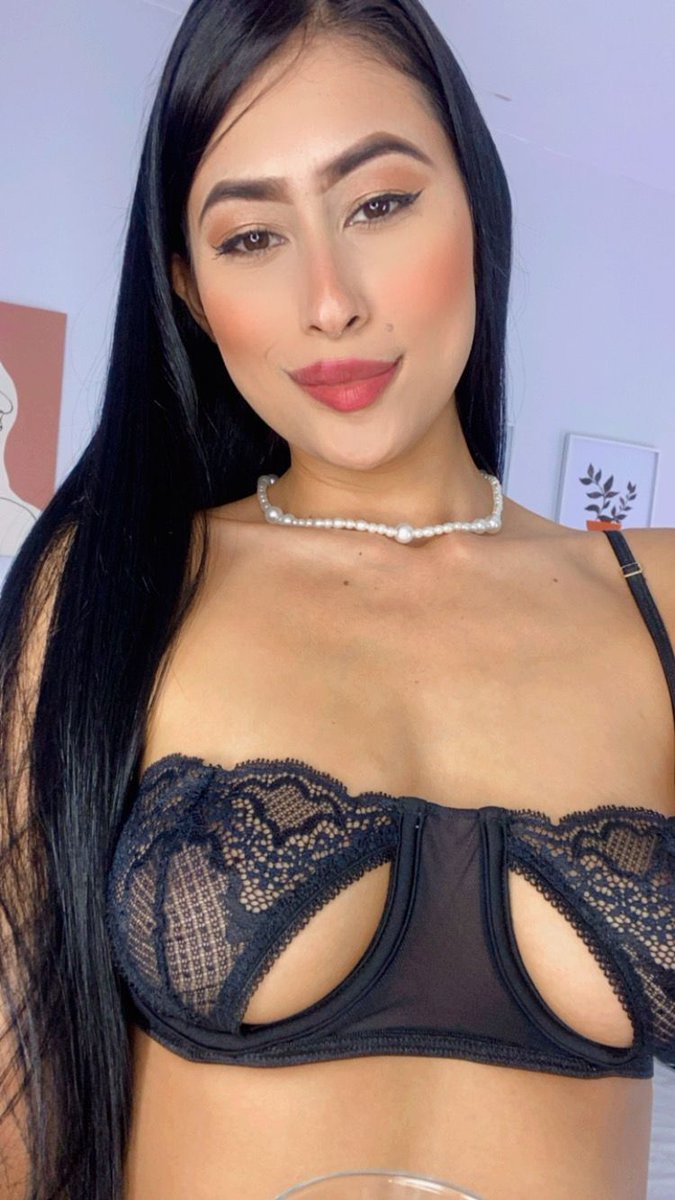 AliceModel5's tweet photo. I have many surprises for you, come...  🔥 🔥 https://t.co/Fr2bBCcxpz

@ManyVids

#manyvids #fetish #mvgirl #mvstar #latinascalientes #hot #hotgirl #webcam #sexygirl #vibes #camgirl #longhair #contentcreator #latina #Christmas https://t.co/bn95DoBn3c