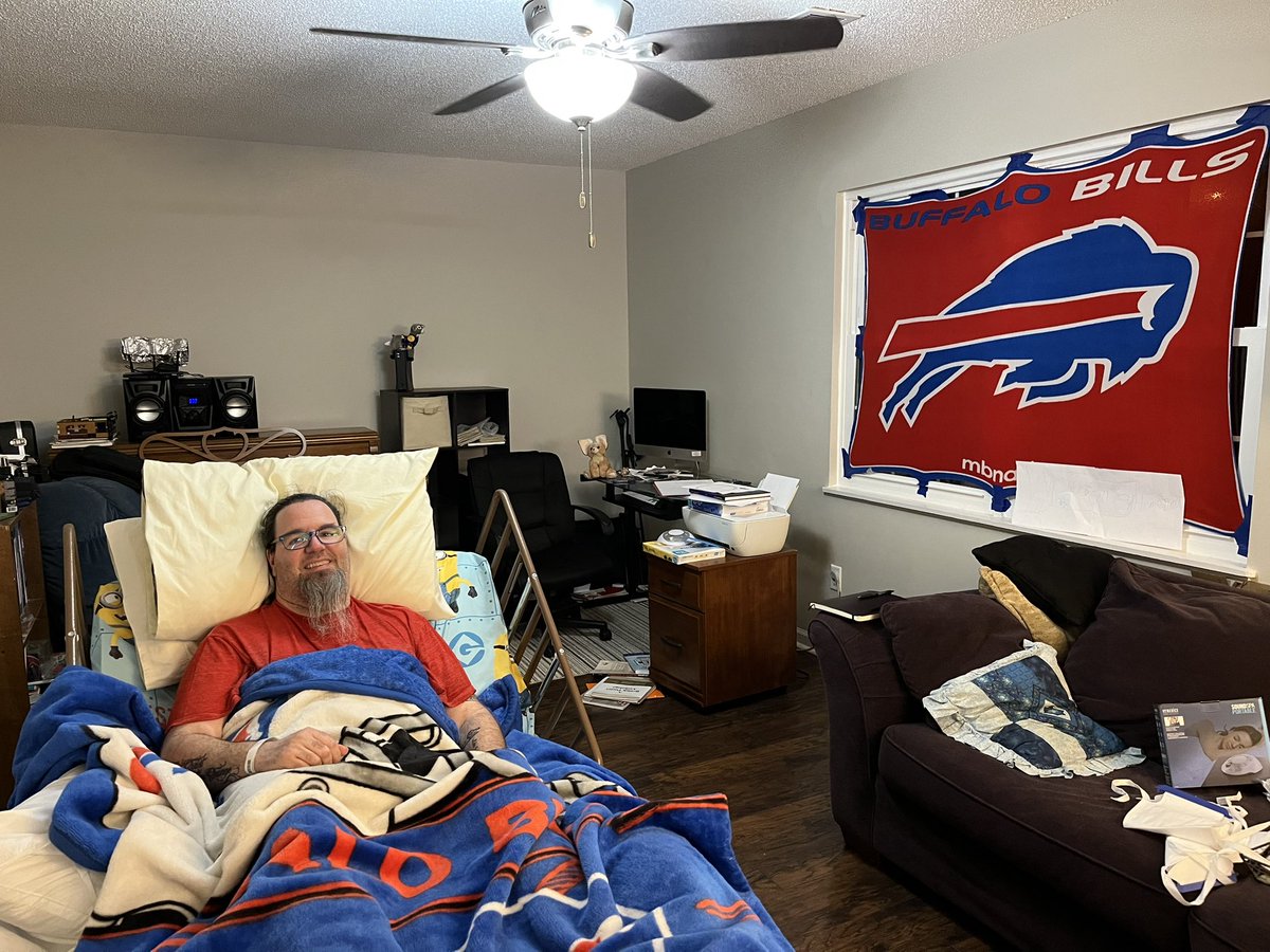 r_bialaszewski's tweet photo. Please consider donating/sharing  to our Go Fund Me that my sister &amp; friends of ours started. I was in a serious dirt bike accident back on Nov 26 and I cannot put any weight on my legs until the beginning of March. https://t.co/nJGHzS3z8H #BillsMafia #Motocross #GoFundMe https://t.co/EBa6DOYjpR