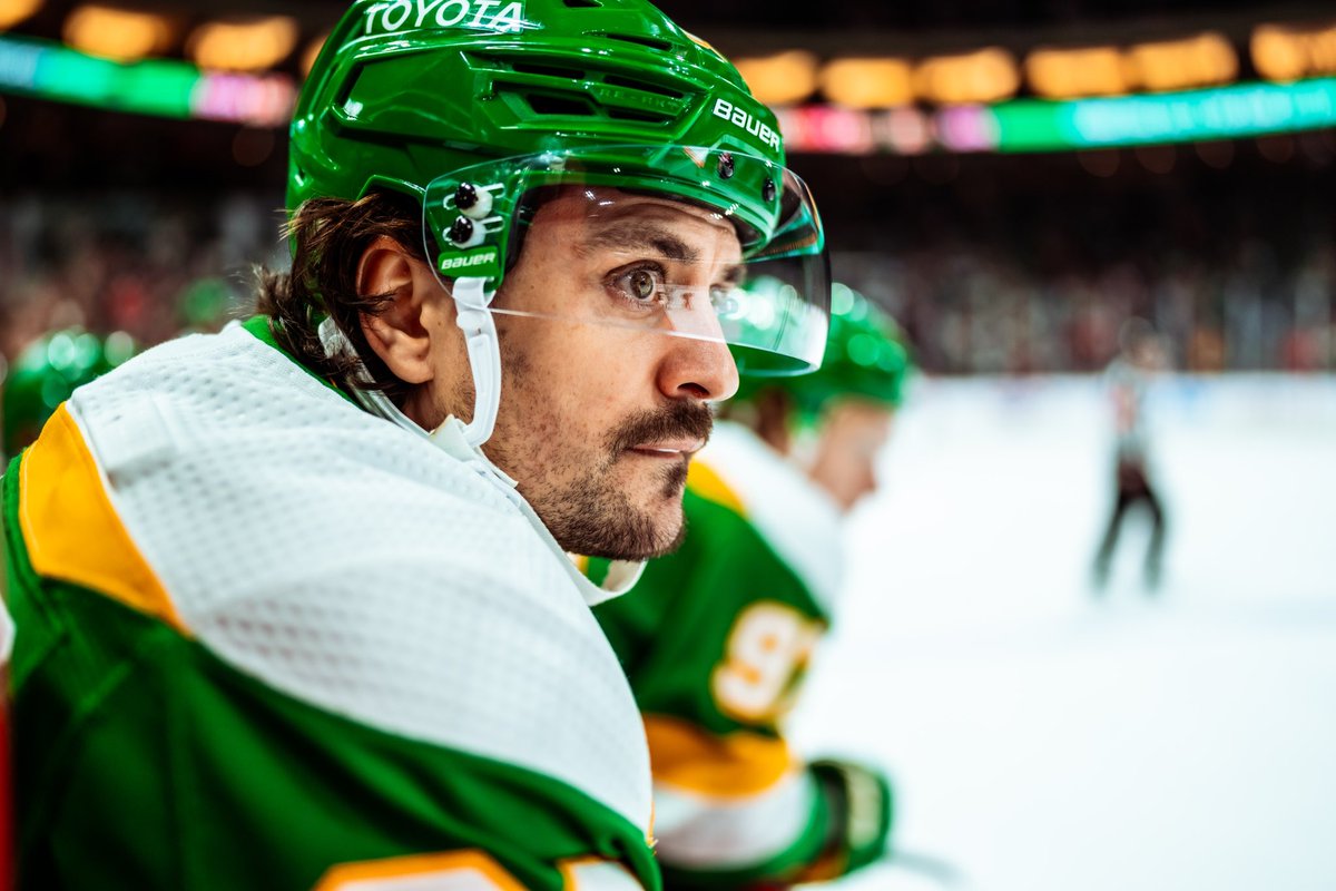 schmidtyphoto's tweet photo. Last week I was just finishing up photographing the @mnwild’s four game home stand. Here are some of my favorite photos from those games
#mnwild 
A thread: https://t.co/08psLG1JN0