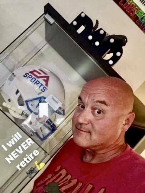 Bertholomey's tweet photo. @Xbox Been on #Xbox since 1st wave #XboxLive beta tester. 6th in 2005 @ESPN #MaddenNation. 🎥 📺 Gamer since Pong. 1974 I was 11. Lost my right arm & hand 2010 to a hitNrun. Learned to play 1 handed. Currently in the hospital staph infection. I’ll be back! Never retire! #Packwolf https://t.co/ylDGVypqF2