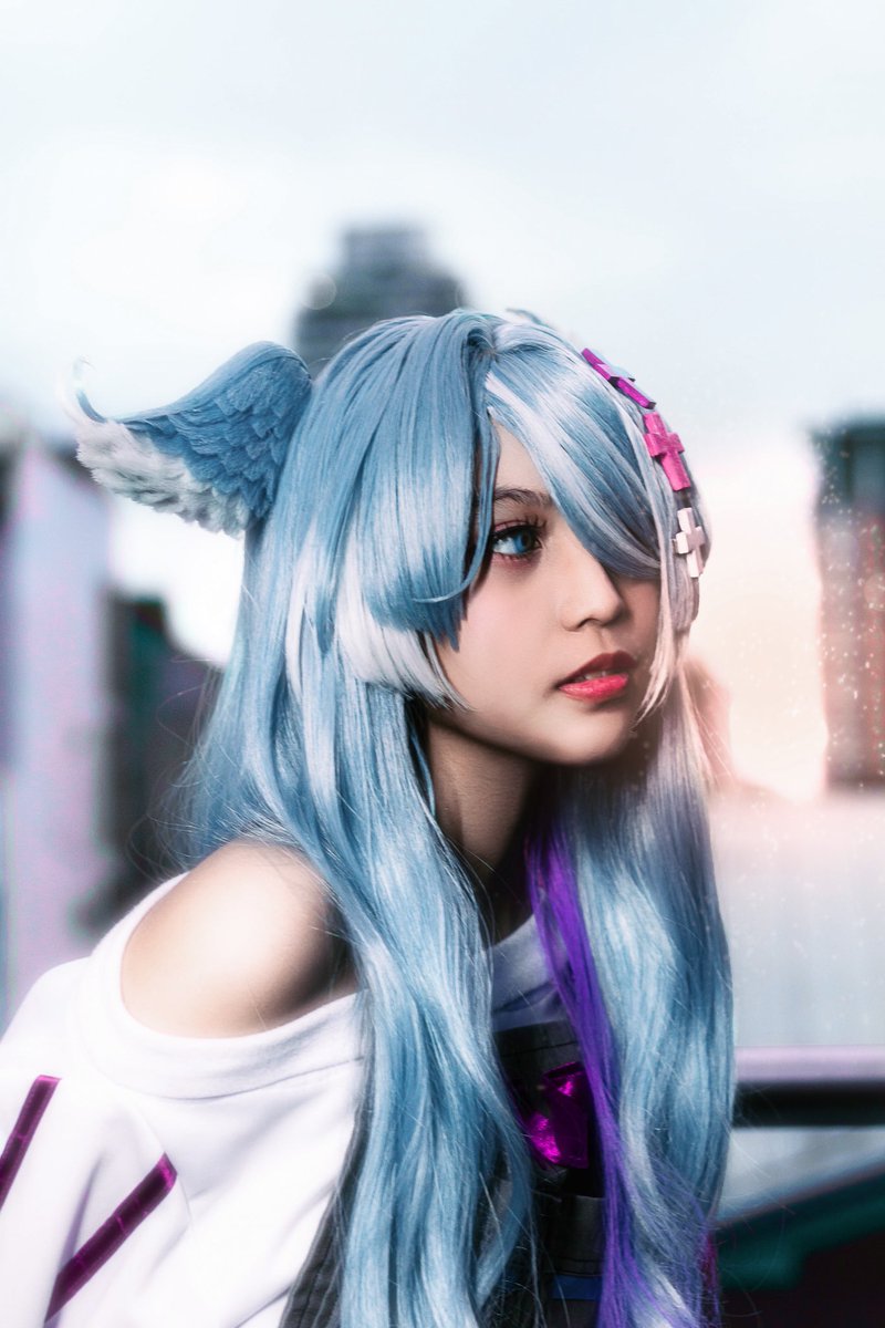 vansinnee's tweet photo. Ewiwa sheeesh 💙🌈
- Elira Pendora | #LazuLight Nijisanji

(I only realized i had the clips on wrong after the shoot was done 🥹)

📷: Mishchievous L.
________________________________________
#NIJISANJI_EN #絵リーラ #pendorART #eligant #elirapendora #cosplay https://t.co/MAu04BOff6