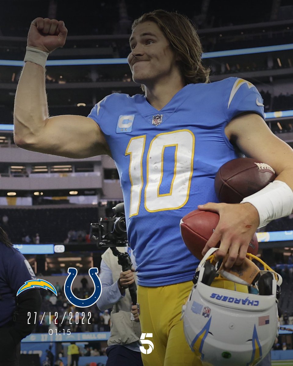 NFLUKIRE's tweet photo. Chargers. Colts. MNF!

Who's staying up? https://t.co/S2g0KYtXRl