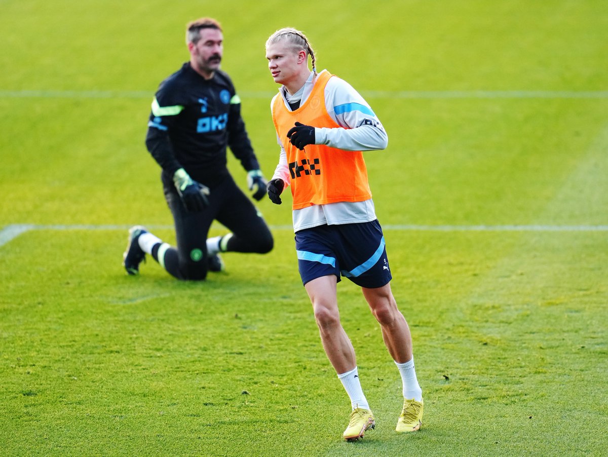 Manchester City tweet media