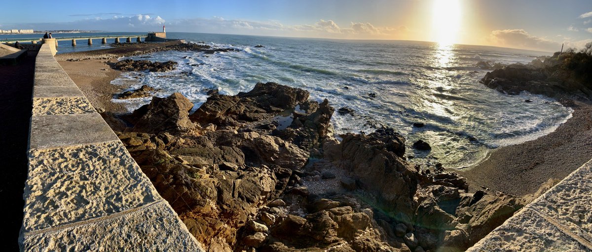 LudoLEJEUNE's tweet photo. 📷 #DestinationLesSables #Vendée https://t.co/rl5khjfol3