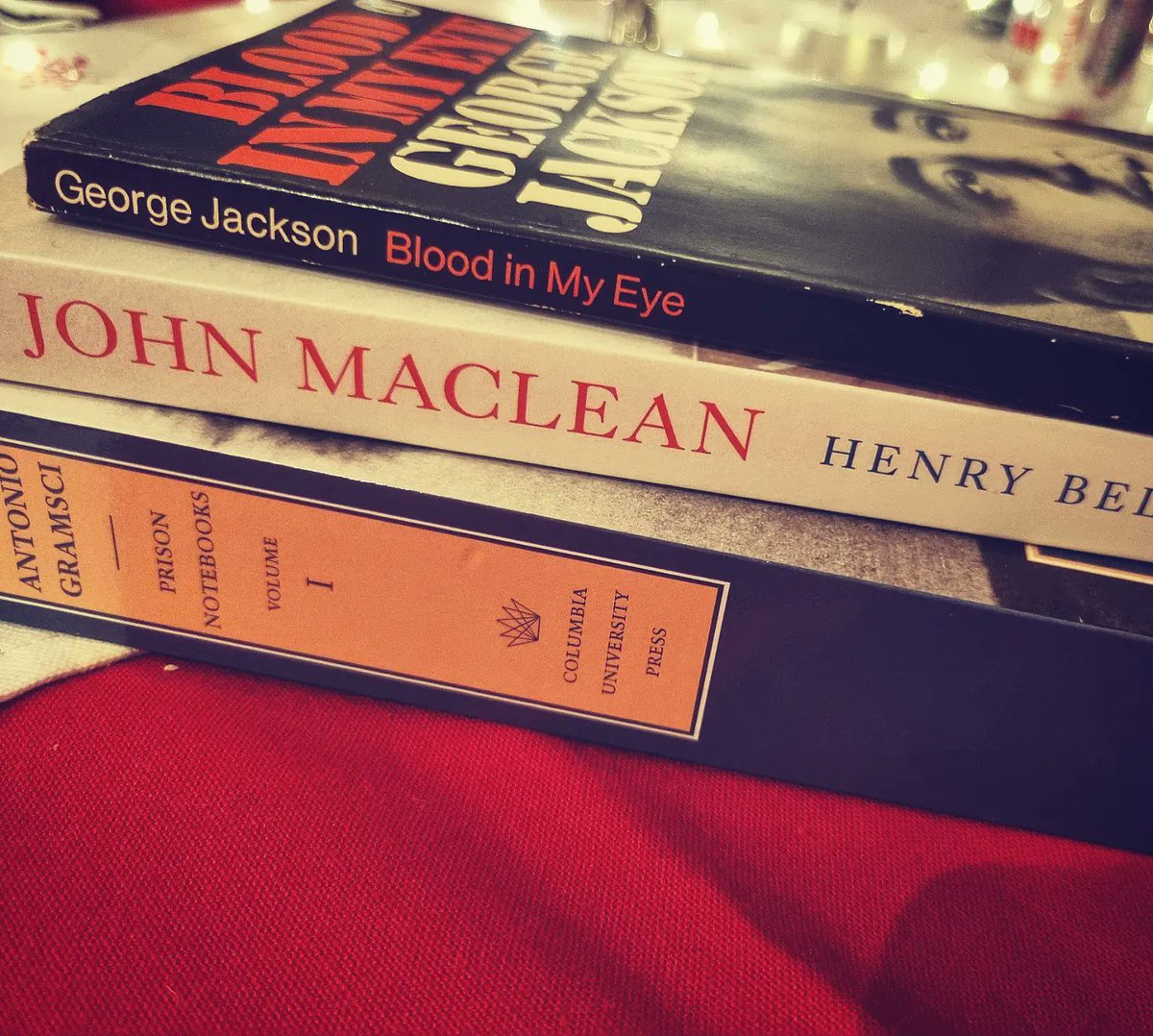 Euan1986's tweet photo. Christmas books!
From @AbeBooks
#christmas #christmaspresents #books #secretsanta #bloodinmyeye #georgejackson #johnmaclean #redclydeside #antoniogramsci #gramsci #prisonnotebooks #reading #theory #history #communist #socialist #marxism #secondhandbooks #secondhand #abebooks https://t.co/nqUZzugePX