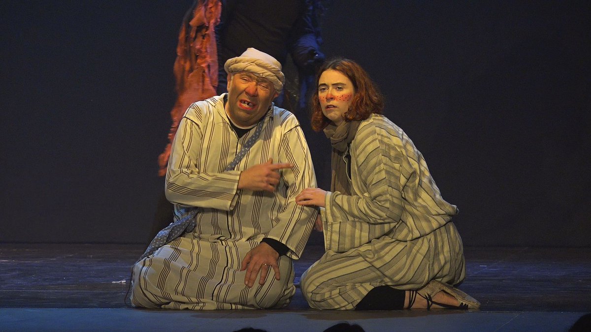 tramuntana_tv's tweet photo. Els Pastorets de #Figueres han tornat a l'escenari de @LaCate_Figueres. Després de l'estrena d'avui dilluns, repetiran els dies 30 de desembre i 7 i 8 de gener.

@figueresaescena @CulturaFigueres @ajfigueres @Pastorets_FGS https://t.co/L9uHCAKMVh