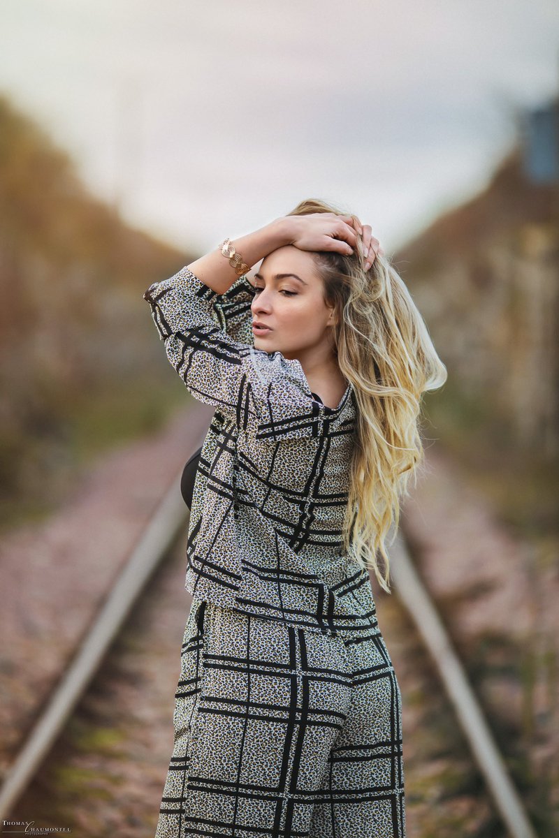 ThomasChaum's tweet photo. La beauté plaît aux yeux, la douceur charme l’âme ✨

Modèle : Mélanie Houdu 

© Thomas Chaumontel Photographe https://t.co/AWQOcHO2NZ