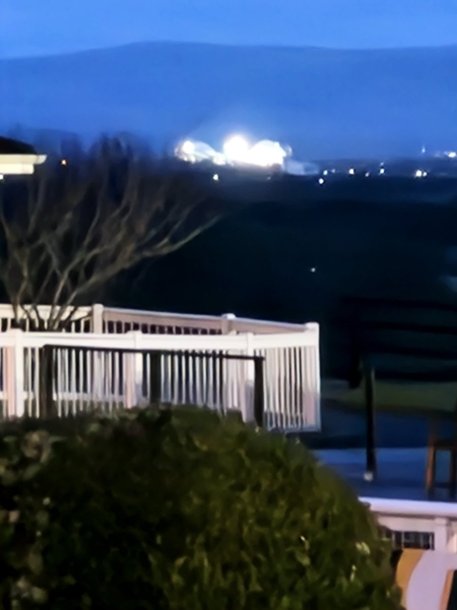 Thomond Park,  seen from Limerick racecourse,  two great sporting events in Limerick today. <a href="/LimerickRaces/">Limerick Races</a> <a href="/Munsterrugby/">Munster Rugby</a> <a href="/offtheball/">Off The Ball</a> #rtesport <a href="/fleettransport/">Fleet Transport</a> <a href="/IRFU/">IRFU</a>