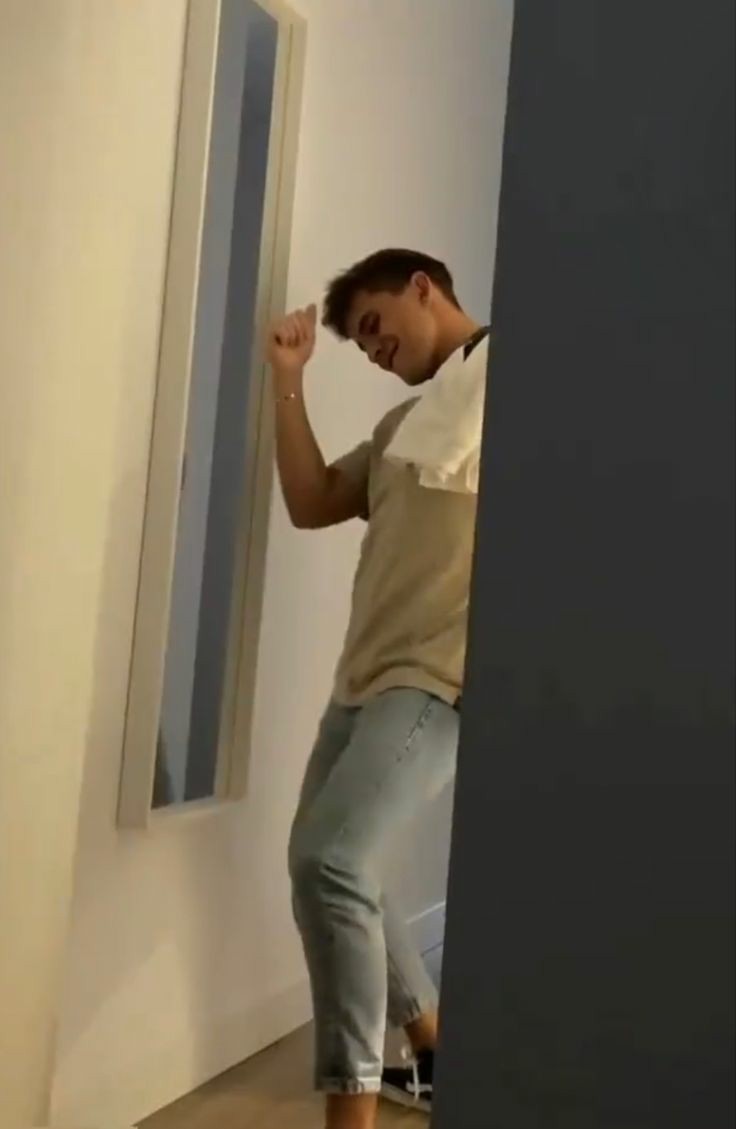 ezdevito's tweet image. 🌙🍯 1/2