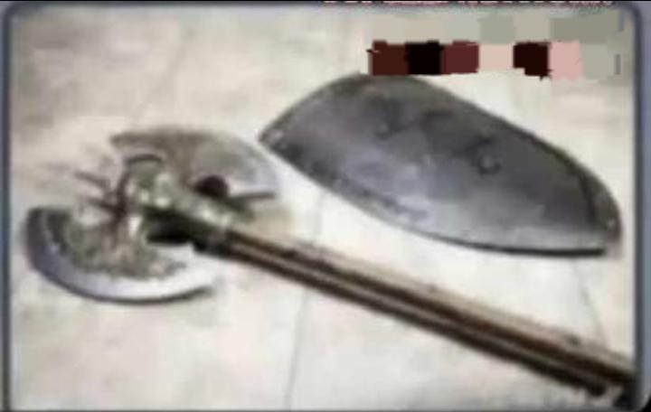Nobody:
Boss do me something make I use guide🤲

Me: