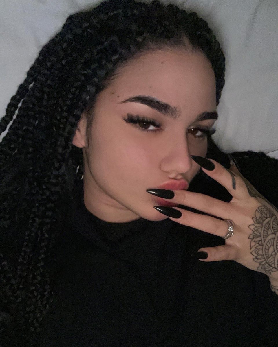 janymesakr's tweet photo. Negrita me dice 🌬️ https://t.co/jeEFRSpm54