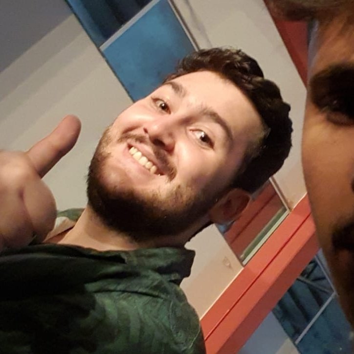 DaviPaulike's tweet photo. #NewProfilePic
Não usem bala crianças https://t.co/ELES0Bz5e4