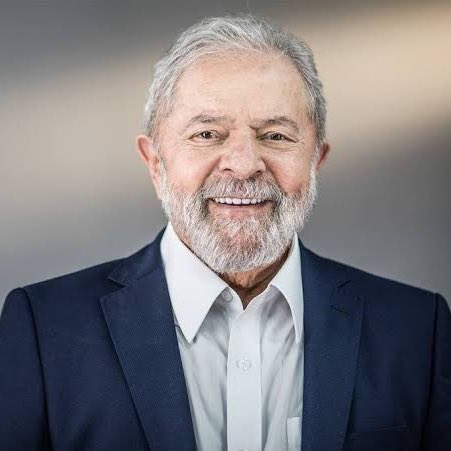 poptime's tweet photo. 🚨 URGENTE: Lula nega conselho do setor de segurança e irá desfilar em carro aberto no dia da posse. 

A recomendação era que ele usasse um carro blindado! https://t.co/kDMrwo50oN