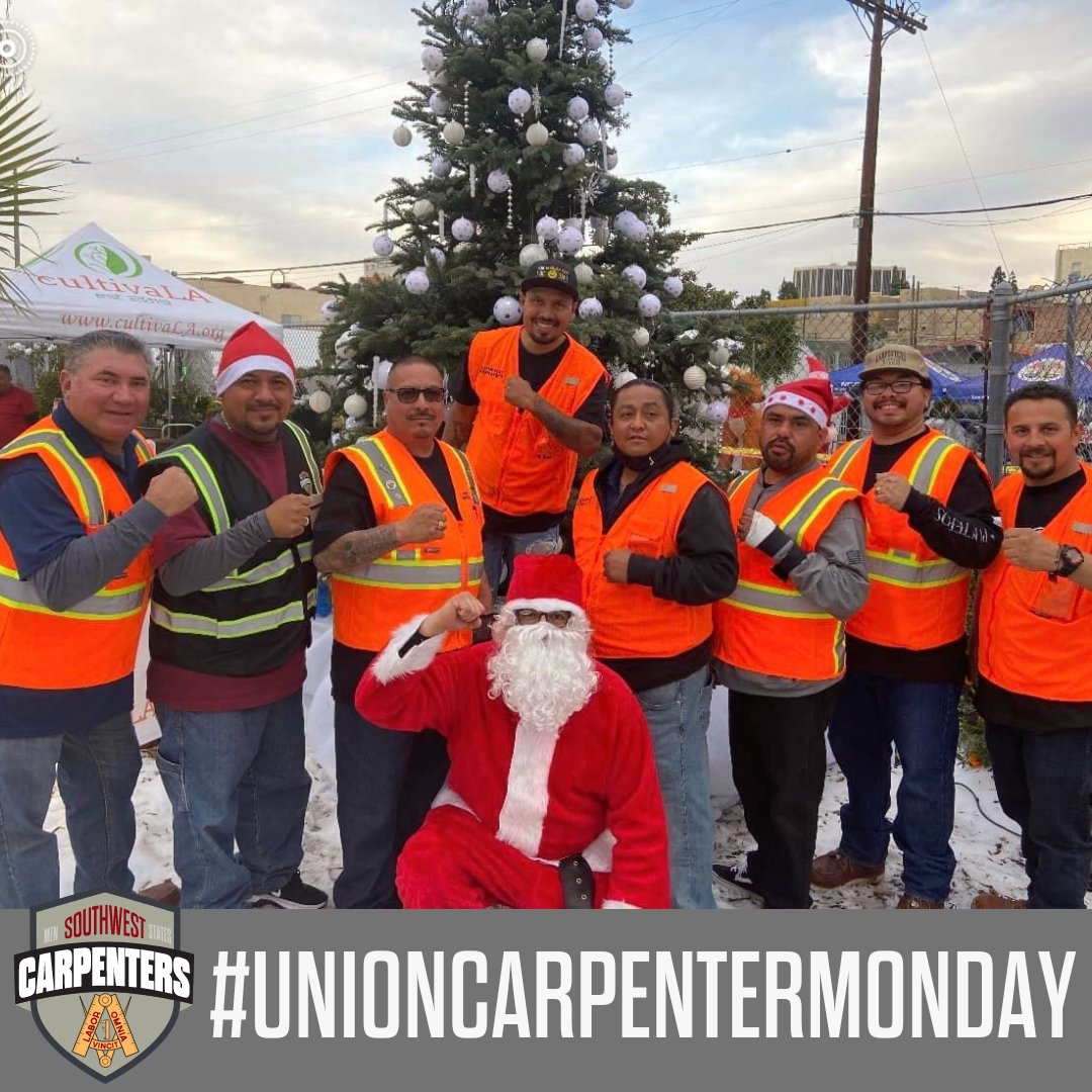 WSCarpenters's tweet photo. We love LA and we love Santa. Happy #UnionCarpenterMonday from the LA Team! βοΈ
#Local213 #Local721 #Local1607 #FinishFirst #SWMSCarpenters #UnionCarpenters #JobsWagesBenefits #HappyHolidays #Carpenters #WeBuildAmerica #MerryChristmas #UnionProud https://t.co/SmocLI7CcN