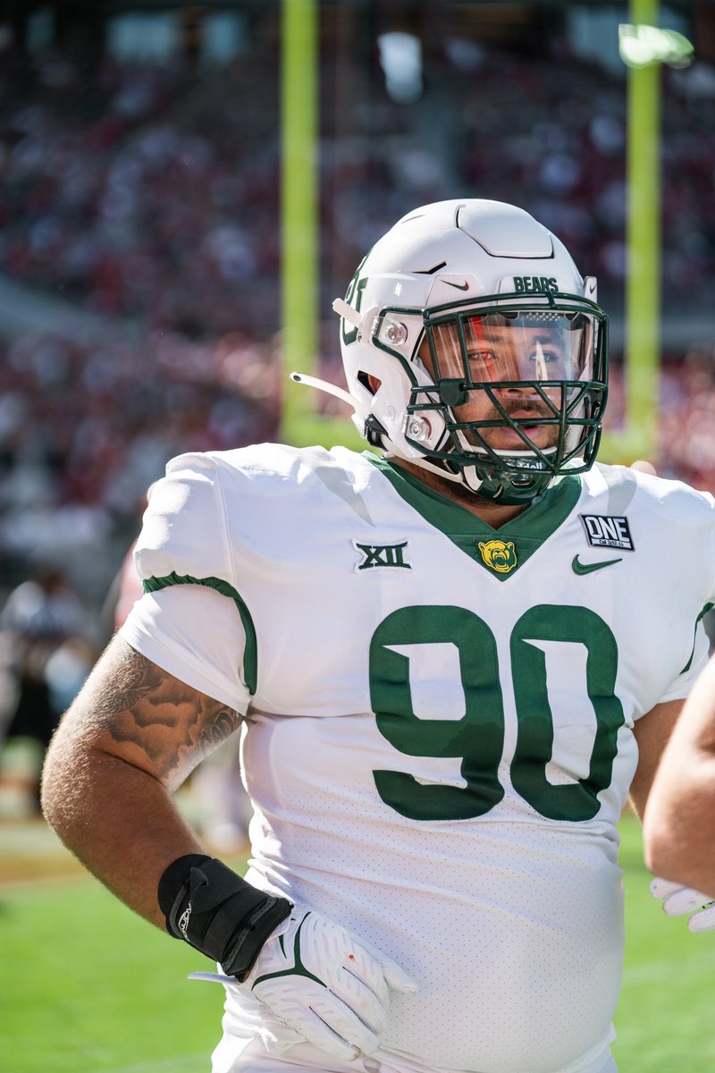 Been a year full of adversity. Through it all I’m grateful I got to spend my final year of college ball at home. Next stop NFL…