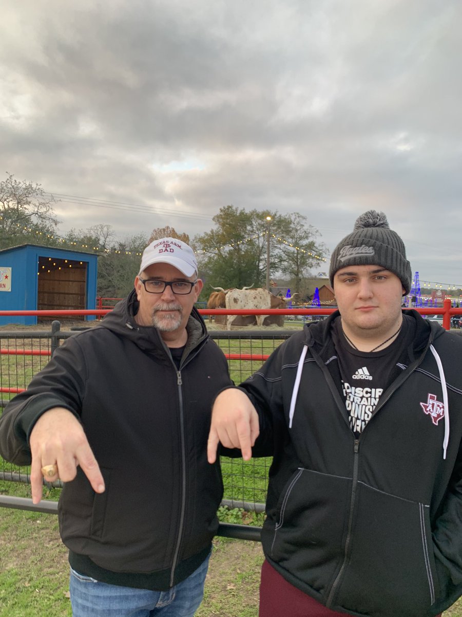 Chance Jackson on Twitter "Best time of the year! 👍🏻🎄👍🏻"