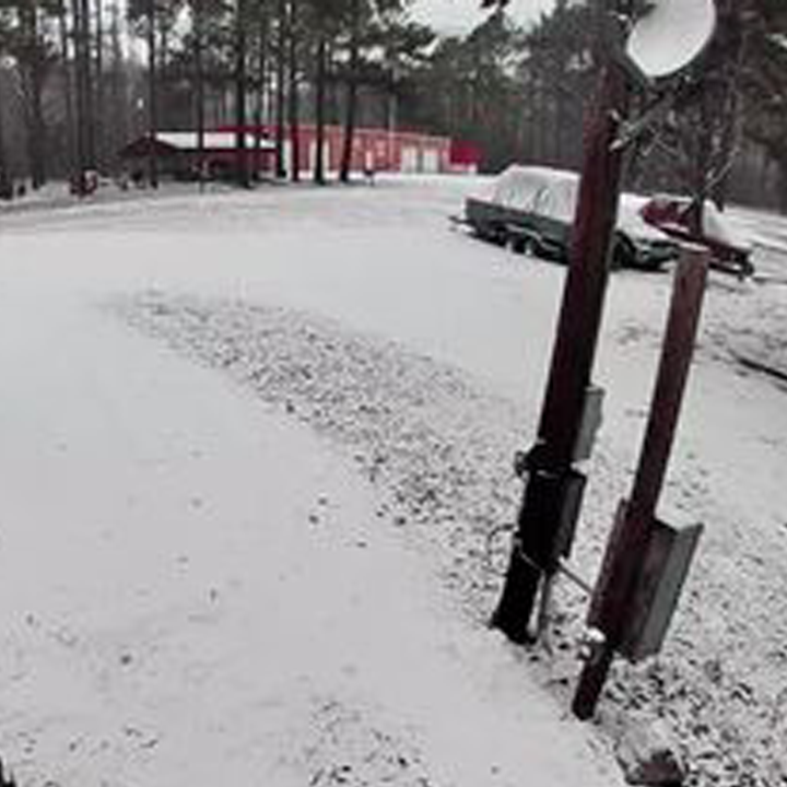 waff48's tweet photo. Your Photos: Ronnie submitted this photo from Waterloo shortly after noon on Monday. Are you seeing snow in your area? https://t.co/eMB2kHfEX5