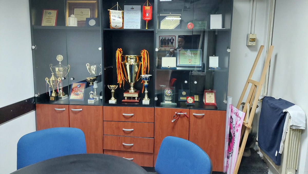 КУГЛАРСКА УБАВИЦА