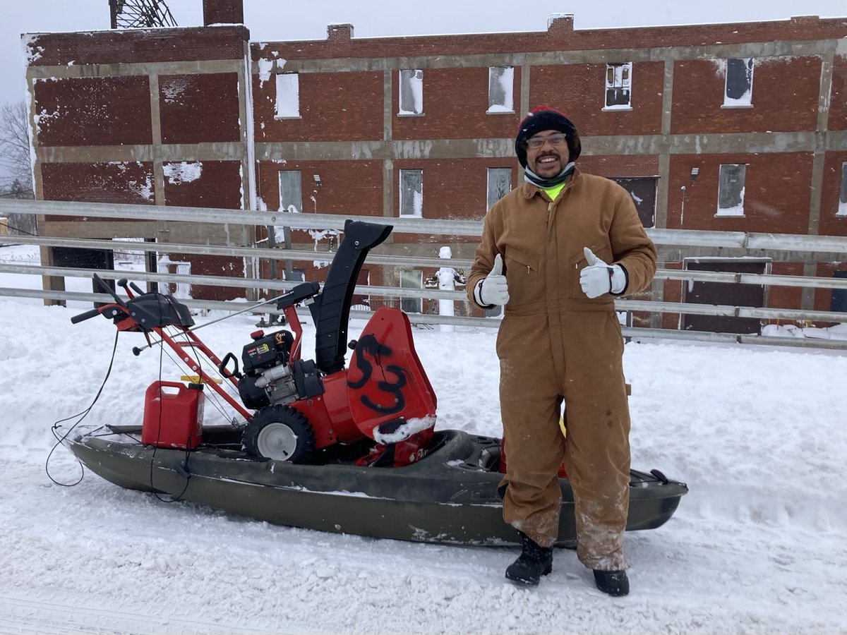 KevinBuffalo's tweet image. Creativity in action in the City of Good Neighbors.
Buffalo man assisting a friend.
He’s using a kayak to transport a snowblower and tank of gas a couple of miles down the road.