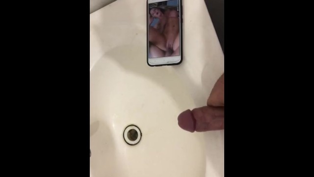 Fresh video on PornhubModels - get it while it's hot: https://t.co/zi1fBbKtaG https://t.co/OzeLU9suI