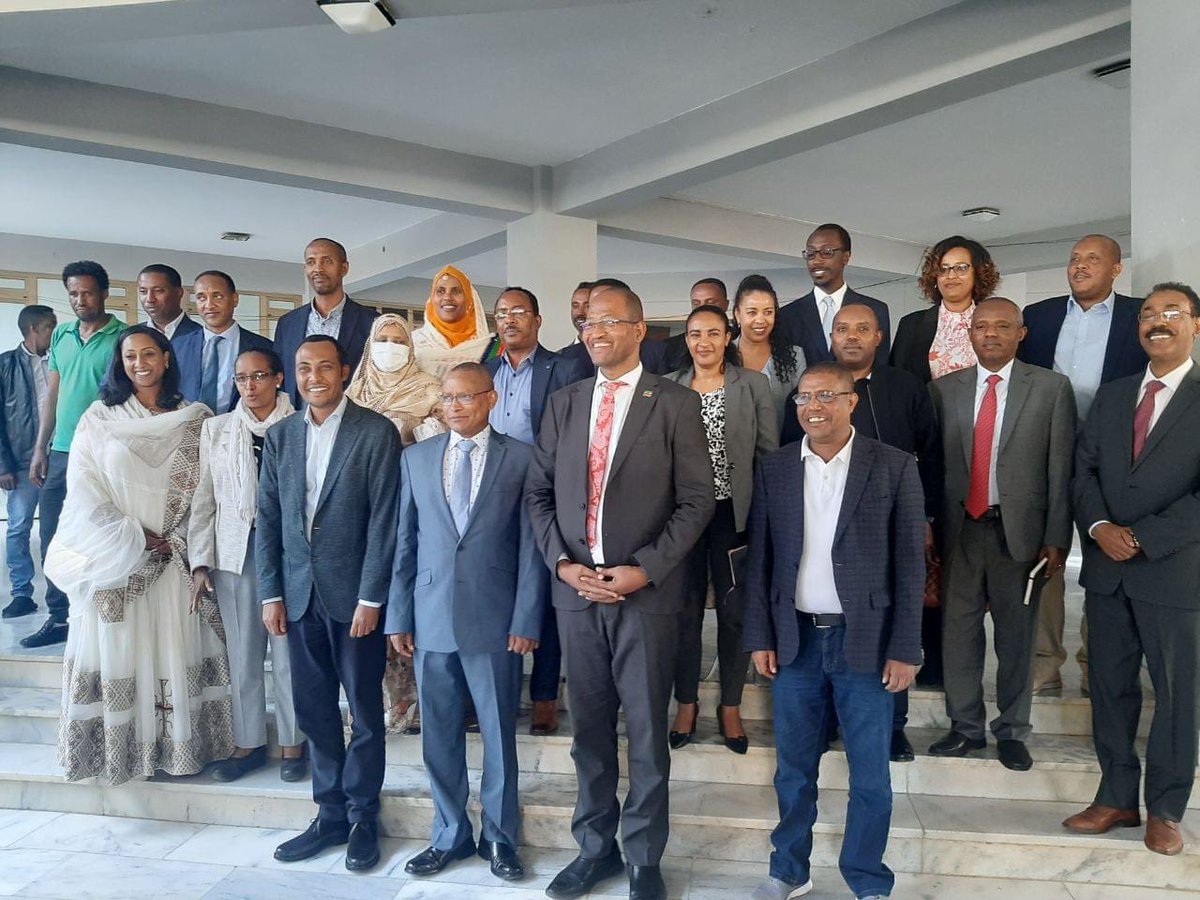 TWendweson's tweet photo. No leader has ever faced a challenge like @AbiyAhmedAli from the superpowers of the world and their lackeys, but they were unable to defeat the intelligent Ethiopian PM. #AbiyAhmedAli #EthiopiaPrevails @JoeBiden @AmbRice46 @MikeHammerUSA https://t.co/rZIqcaigpa