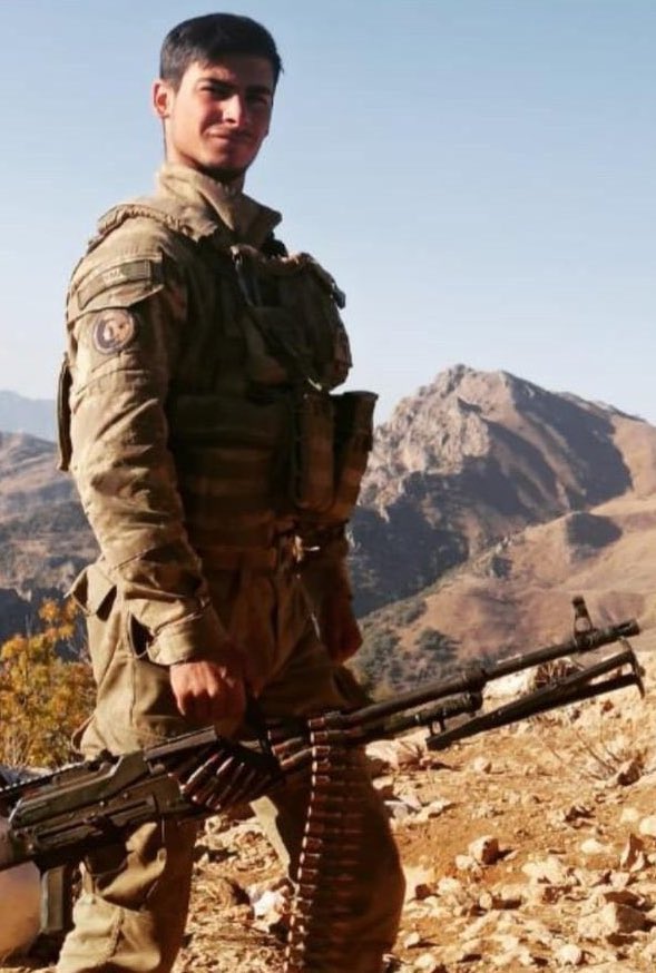 Akdava20231's tweet photo. Pençe-Kilit Harekâtı operasyon bölgesinde şehit düşen kahraman vatan evladımız P. Söz. Er Hüseyin Korkmaz’a Allah’tan rahmet diliyorum.

Milletimizin başı sağolsun. https://t.co/DhSH69iwK8