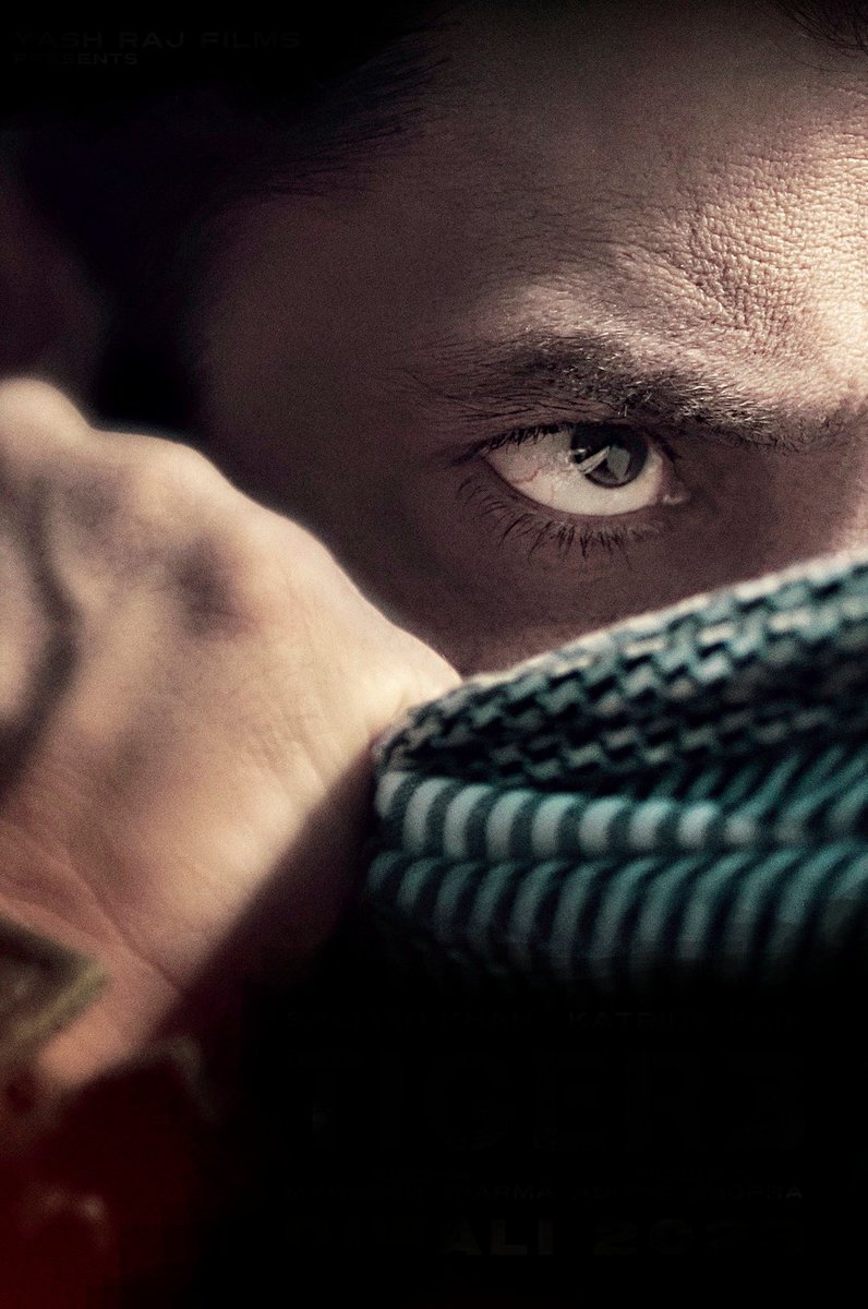 BeingNarayanKB's tweet photo. Coming Again on Eid and Diwali to Break All Records and show the Haters that Baap Baap hota hai , aur vo Sirf Ek hi Hota hai, Megastar #SalmanKhan
#HappyBirthdaySalmanKhan https://t.co/hbLNvgsE4Q
