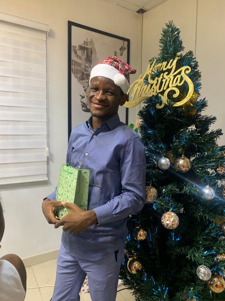 Dayo Olusoga tweet media