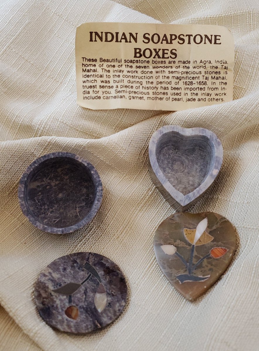 atticesoterica's tweet photo. Pair of Vintage Indian Soapstone Lidded Boxes with Inlay Floral Pattern, Heart Shape, Round Shape, Trinket Ring Box, Made in India, Dresser https://t.co/jSAOcmkuhc #Curios #Vintage #Antiques #BestOffer #Collectibles #AtticEsoterica #Etsy #DecorativeBox https://t.co/zMP6BmFhb1