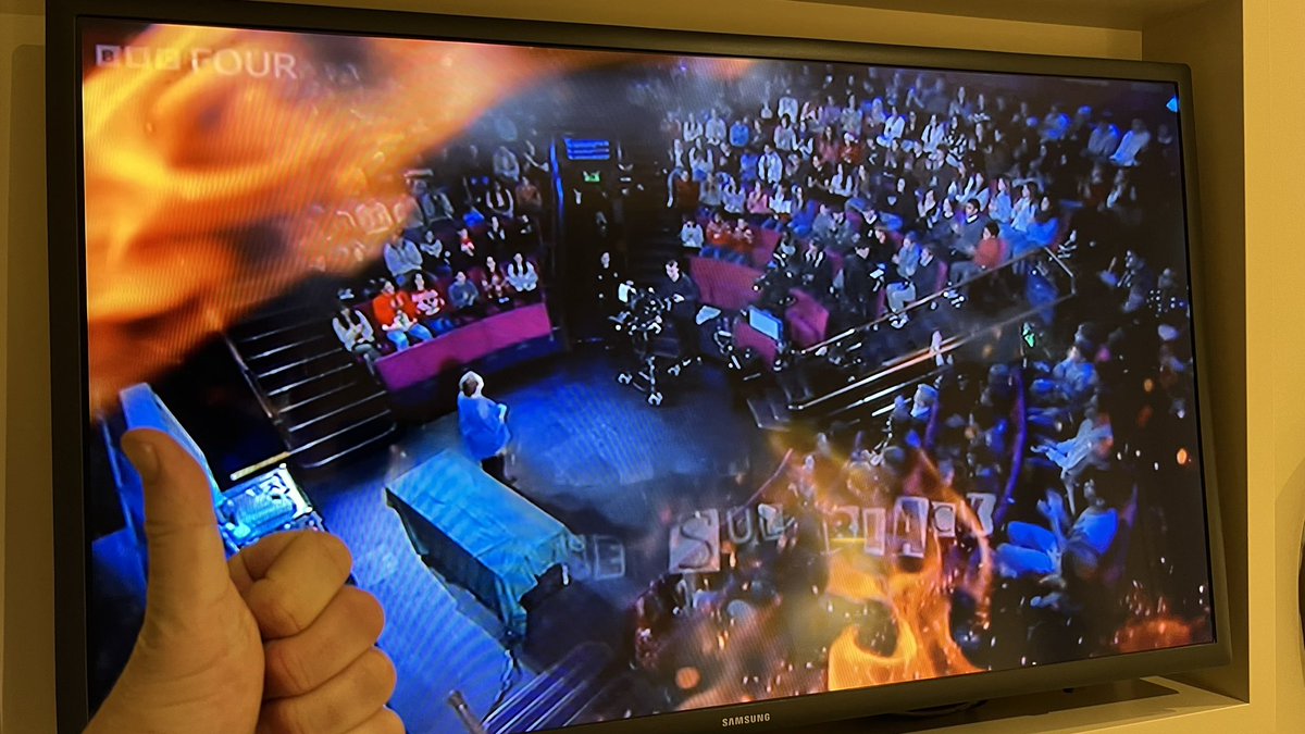 GET IN!🔭🔬⚗️🥼🧪🧫