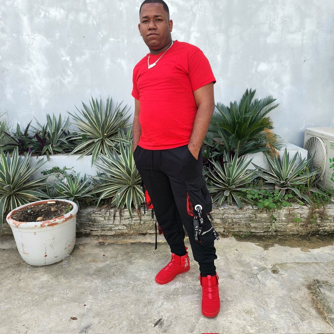 Orbys Calderón’s pics and videos