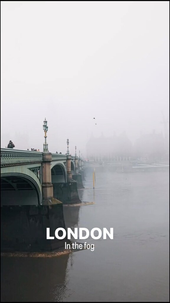 LAKU_DAVIES's tweet photo. Hope you all got your wishes come true 🎁✨✨
#foggylondon #visitlondon #christmasinlondon #fogessentials #photocinematica https://t.co/hAEvlqmEgg https://t.co/WsAz0g2kjE