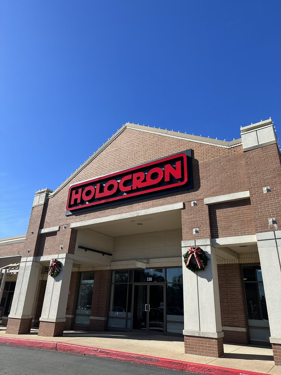 kelly_knox's tweet photo. Did you know there’s a #StarWars ONLY store in Austin? I didn’t and thought I was seeing things when I patted the sign but we went inside and 🤩 https://t.co/4QUhAWTdCN