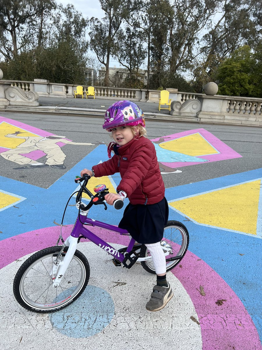 The Promenades are popping today! Get out there folks!  

We need a Promenade in walking distance of every home in SF ❤️<a href="/philginsburgsf/">Phil Ginsburg</a> <a href="/jeffreytumlin/">Jeffrey Tumlin 🏳️‍🌈</a> <a href="/LondonBreed/">London Breed</a> <a href="/KidSafeSF/">Streets For All SF (formerly KidSafe SF)</a>