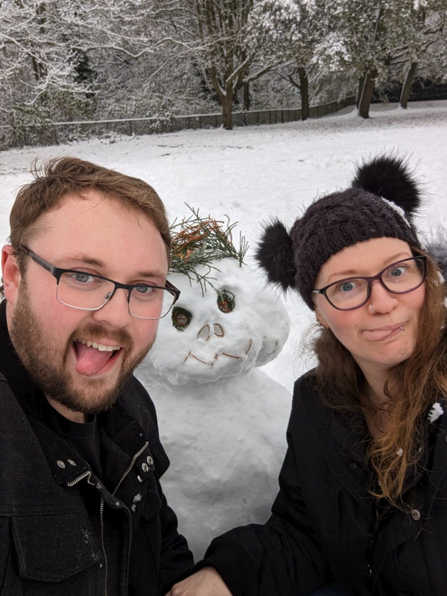 Jordan3Bit's tweet image. Christmas with this one has been amazing! Shame our snowman couldn't join us 🤣