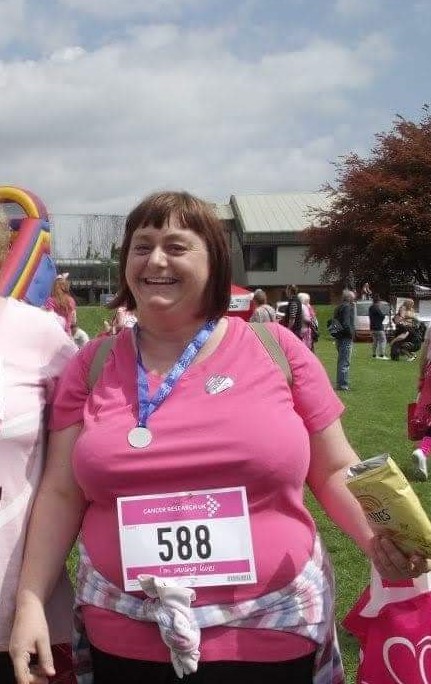 MollyGallSW's tweet image. I'm finally happy and comfortable in my own skin after losing 9st - going from a size 28 to a size 10 with the support of my local @SlimmingWorld group - and now I'm a consultant as 💖 it so much 

#slimmingWorld, #weightlosstransformation , #SWGroup, #YesYouCanWithSlimmingWorld