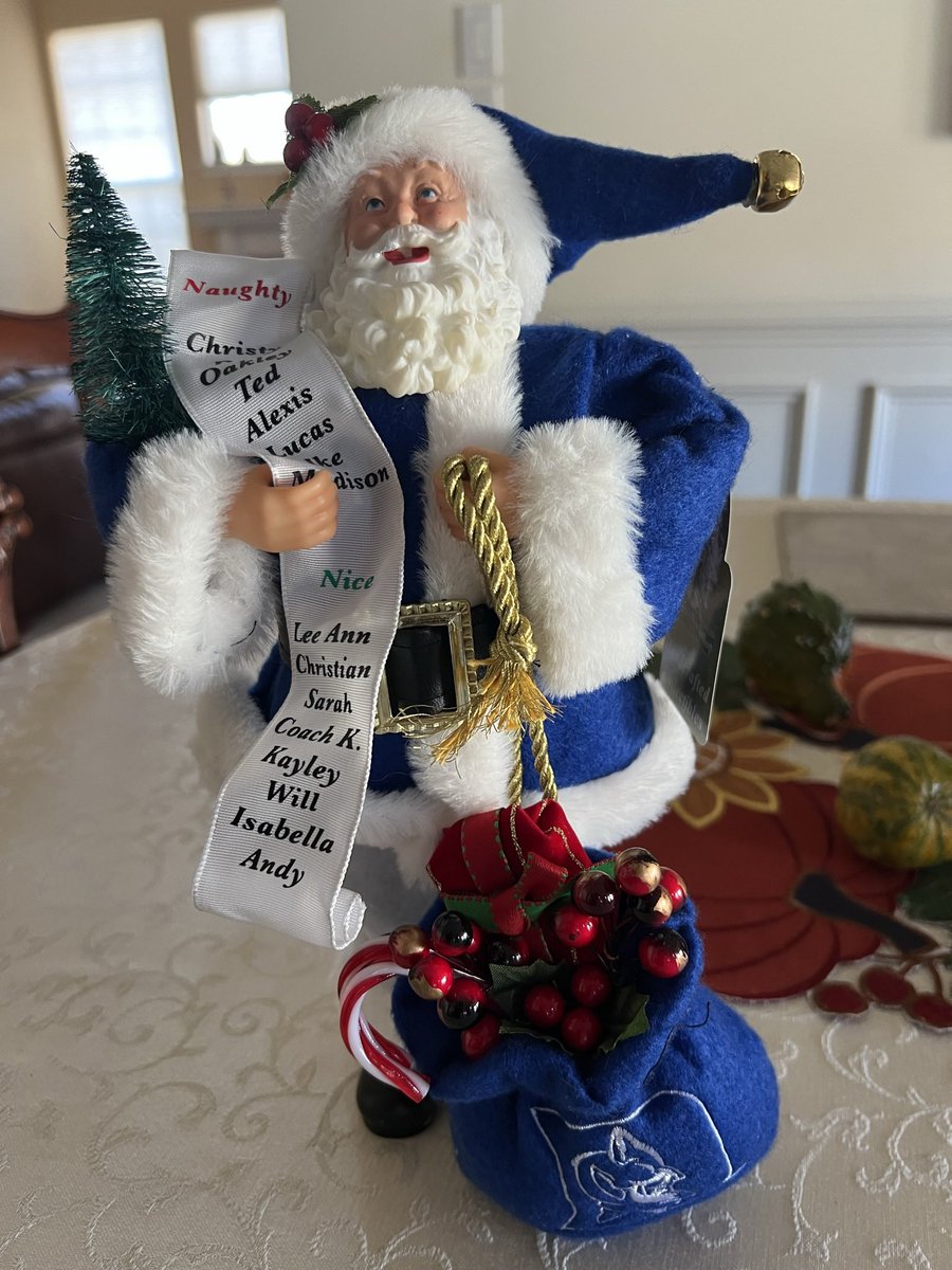 LAsellsPA's tweet photo. @DukeMBB Gift to my son.   Coach K is on the nice list.  💙 https://t.co/sCagXcMaud