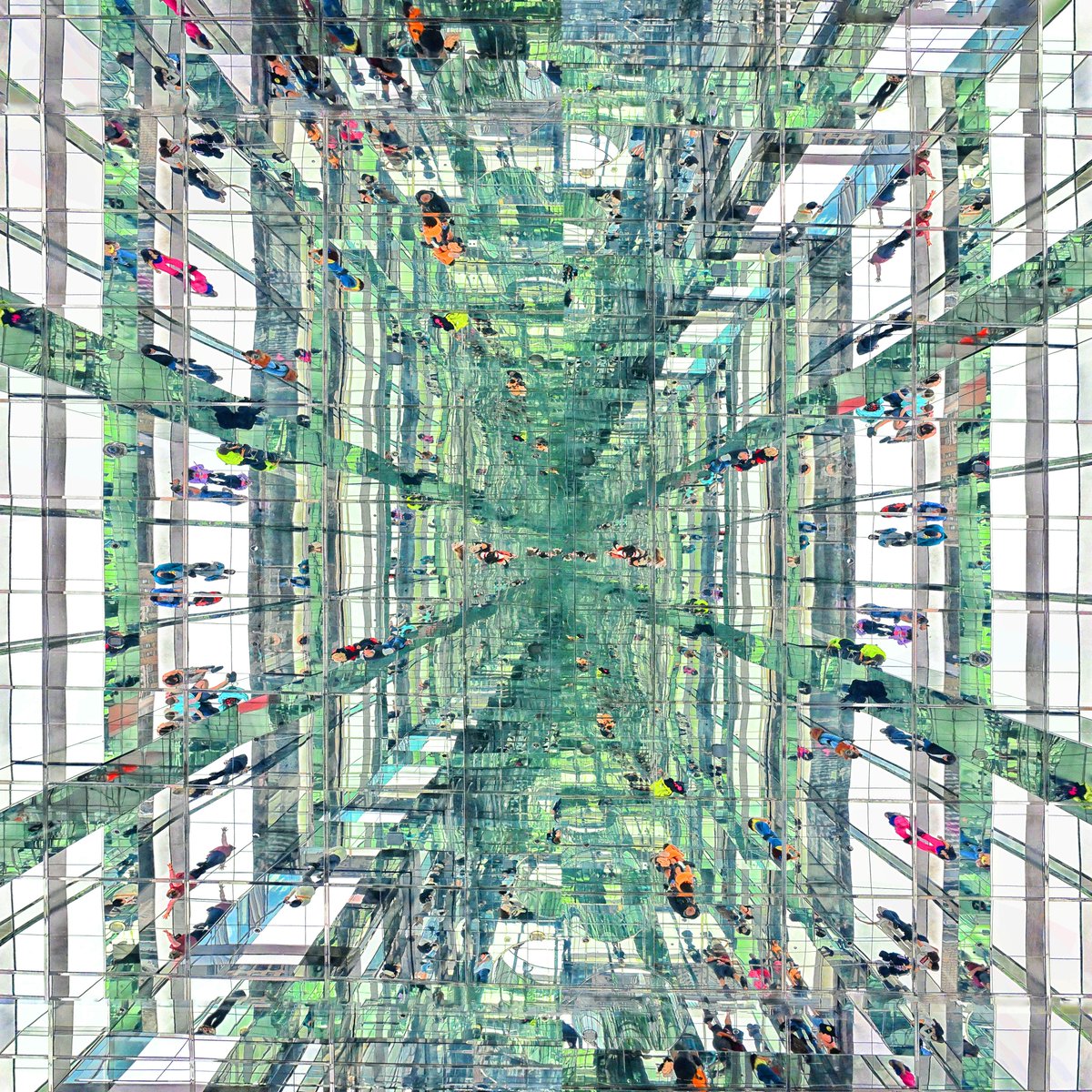 influential_nft's tweet photo. "Matrix" by the photographer @amirchod Amir Chodorov. This artwork was created using 1200 pics of the Summit building in NYC, with Amir's unique patented method of "Wholeness Photography" (TM).
https://t.co/D62VzeDXsF

#nftphotography #NYC #NFTCommunity #NFTartwork https://t.co/D1tNW6lywX