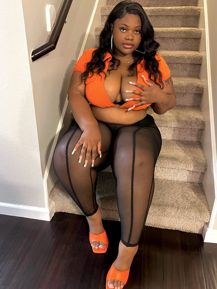 ShayShaydabrat_'s tweet photo. It must be hard to be that fine ❤️‍🔥 https://t.co/hrbDUyzl1n
