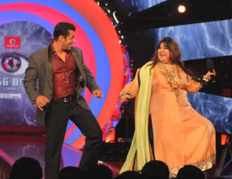 DollyBindra's tweet photo. Bhai ka birthday #HappyBirthdaySalmanKhan bhaijaan stay blessed lotsa love from @starzshowz and me https://t.co/sNsR6NmEC6