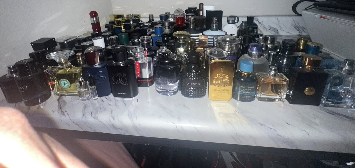 _Derrickgg's tweet photo. My cologne collection as of 2022 anybody got favorite they purchased this year https://t.co/gR2vMoiUS9