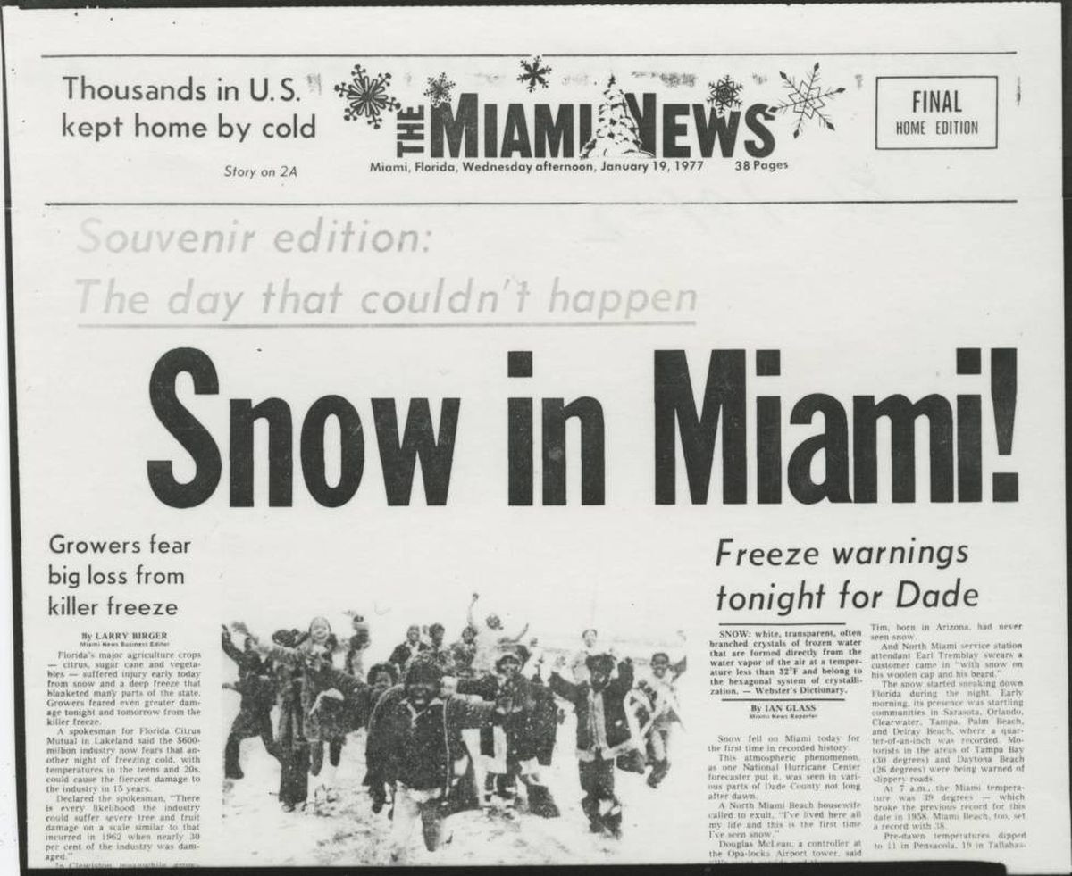 Tabernero84's tweet photo. @FrayJosepho En el año 77 ya había clima cambiático en Miami

Me imagino a la gente d entonces, q era normal, liándose a bolazos con los primos. https://t.co/tVES6KdqQr